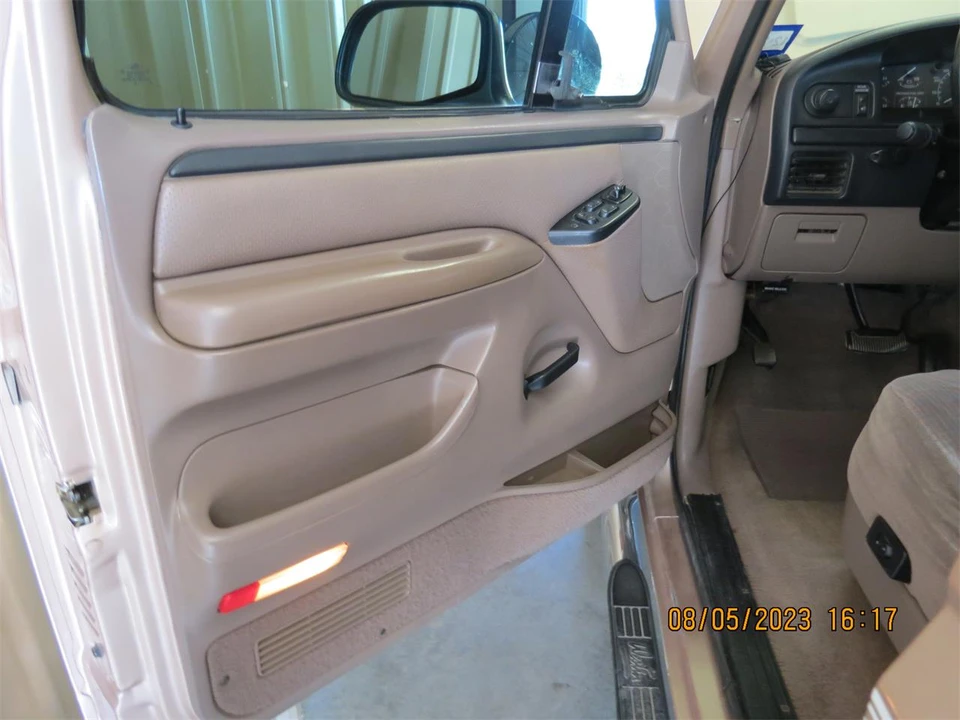 1996 Ford Bronco 5th Gen - Image 11 of 31