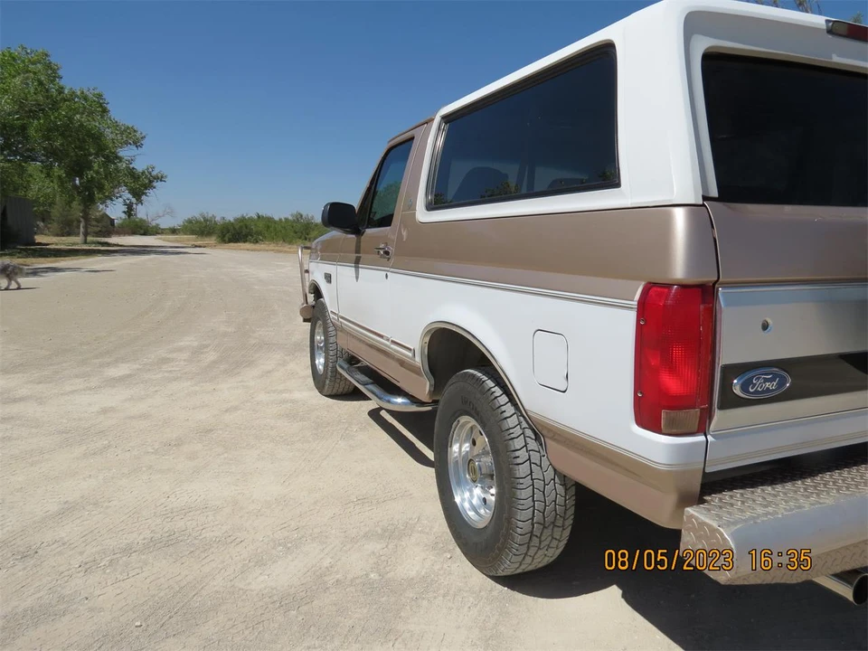 1996 Ford Bronco 5th Gen - Image 9 of 31