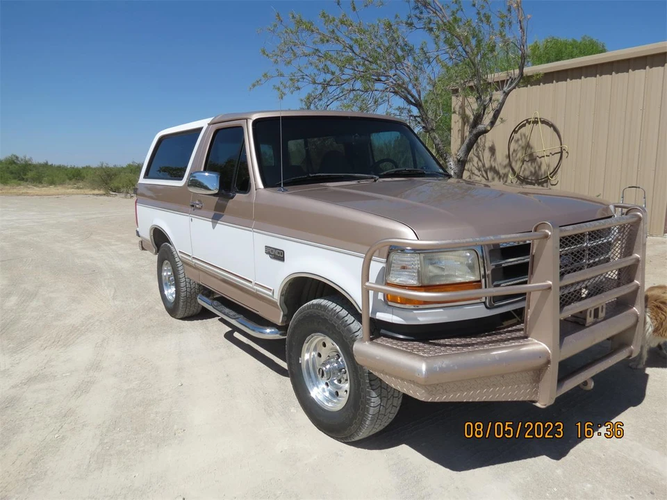 1996 Ford Bronco 5th Gen - Image 5 of 31