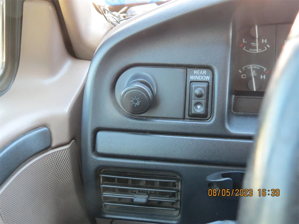 1996 Ford Bronco 5th Gen - Image 15 of 31