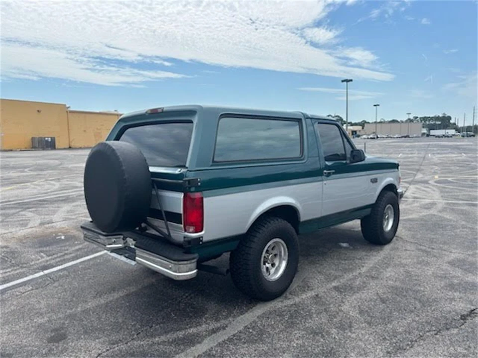 1996 Ford Bronco 5th Gen - Image 4 of 31