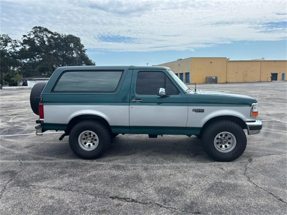 1996 Ford Bronco 5th Gen - Image 7 of 31