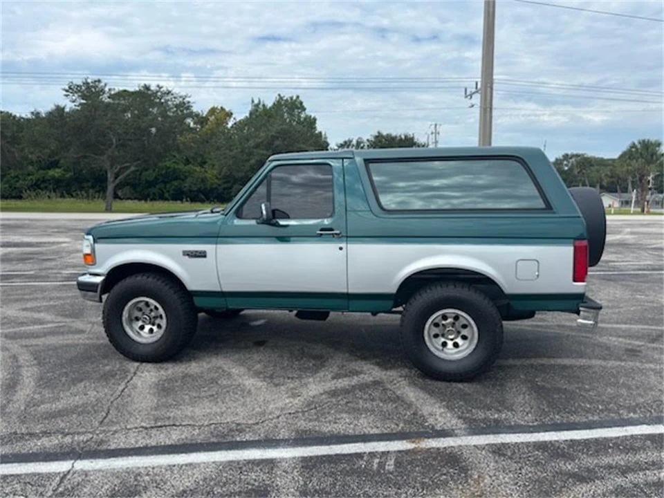 1996 Ford Bronco 5th Gen - Image 8 of 31