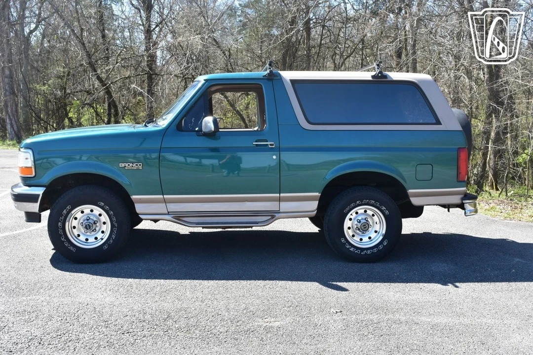 1996 Ford Bronco 5th Gen - Image 11 of 12