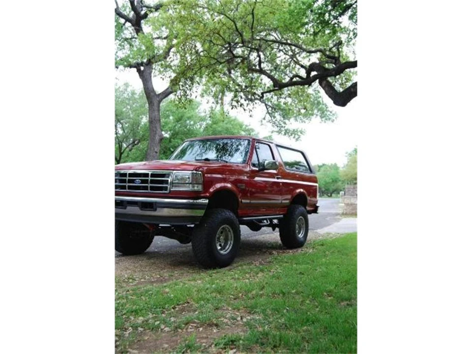 1996 Ford Bronco 5th Gen - Image 3 of 14