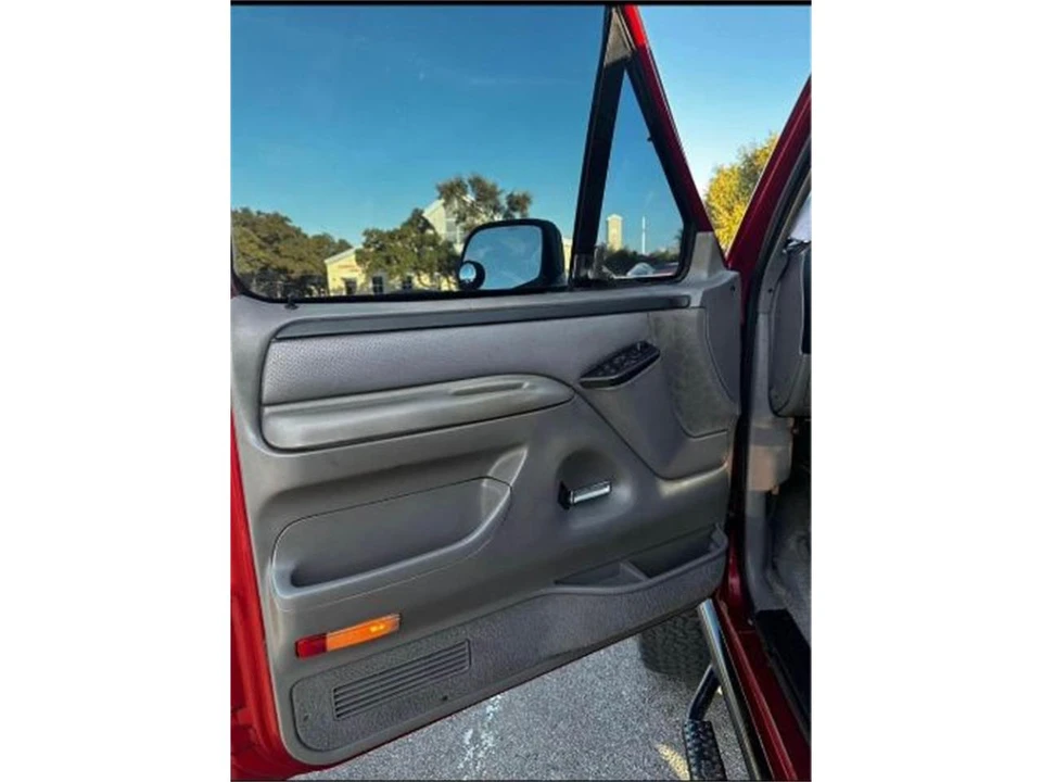 1996 Ford Bronco 5th Gen - Image 12 of 14