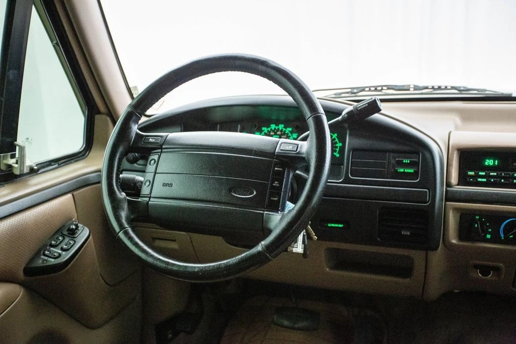 1996 Ford Bronco 5th Gen - Image 4 of 12