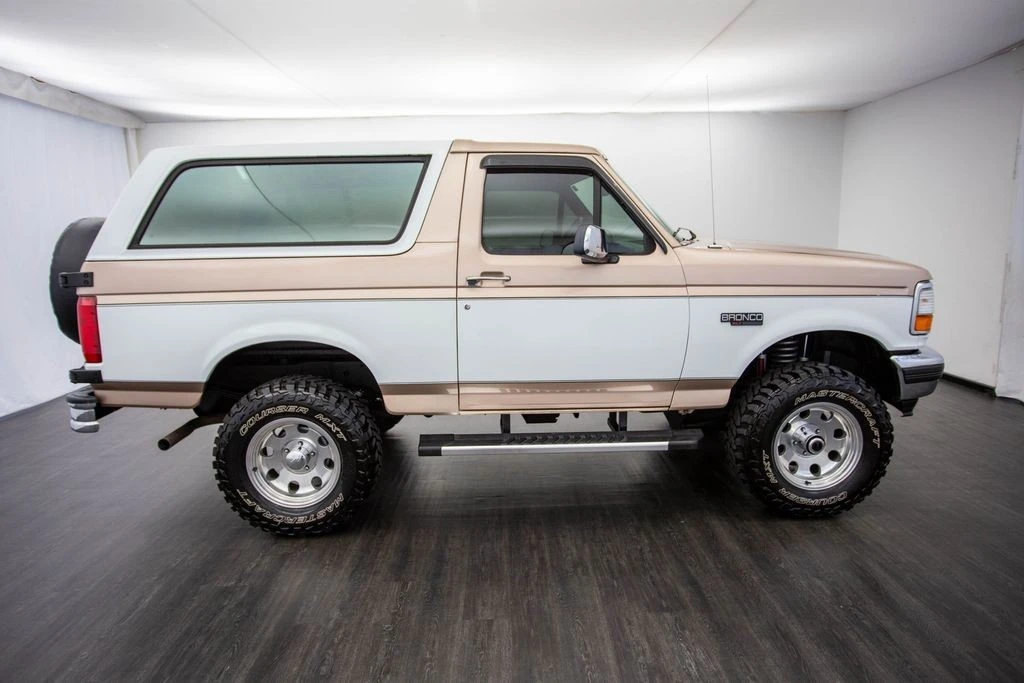 1996 Ford Bronco 5th Gen - Image 6 of 12