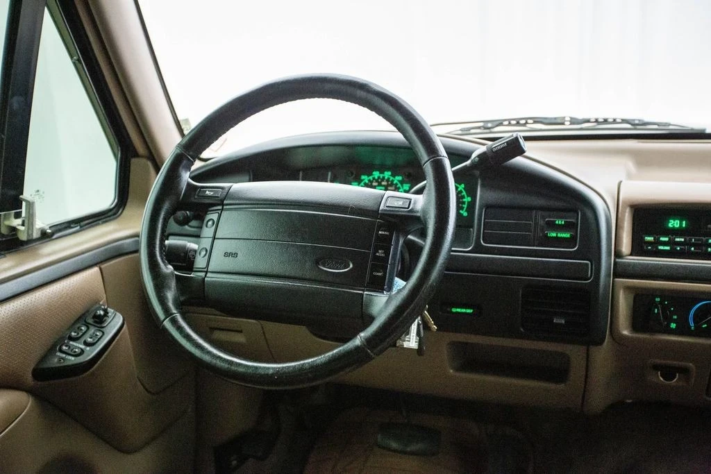 1996 Ford Bronco 5th Gen - Image 4 of 12
