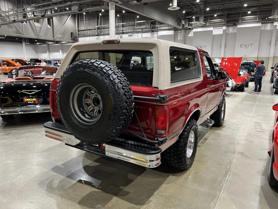 1996 Ford Bronco 5th Gen - Image 2 of 9