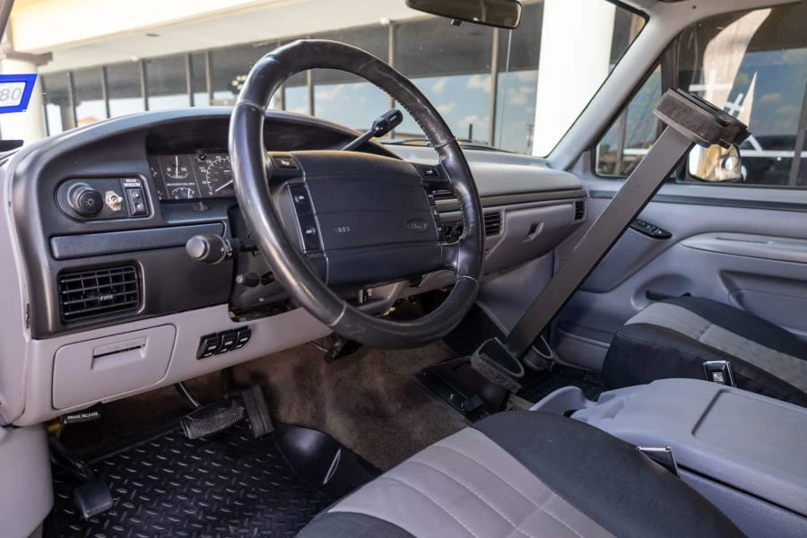 1996 Ford Bronco 5th Gen - Image 13 of 31