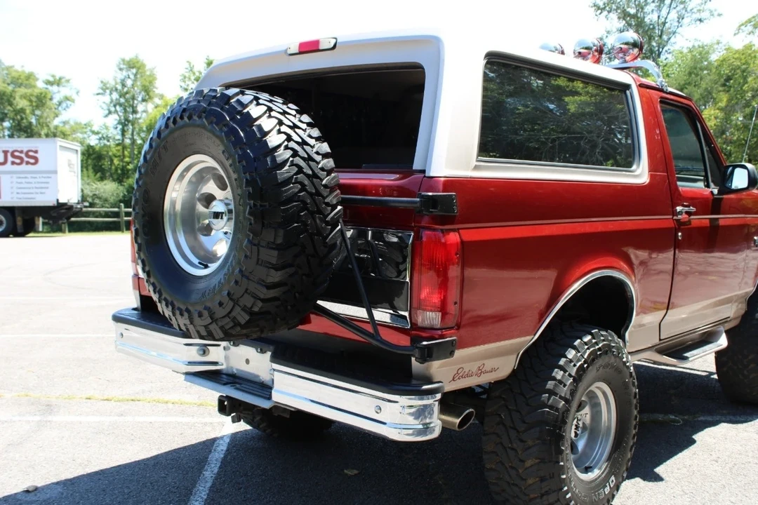 1996 Ford Bronco 5th Gen - Image 17 of 21