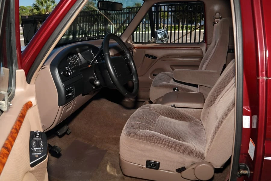 1996 Ford Bronco 5th Gen - Image 16 of 28