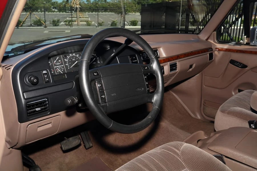 1996 Ford Bronco 5th Gen - Image 19 of 28