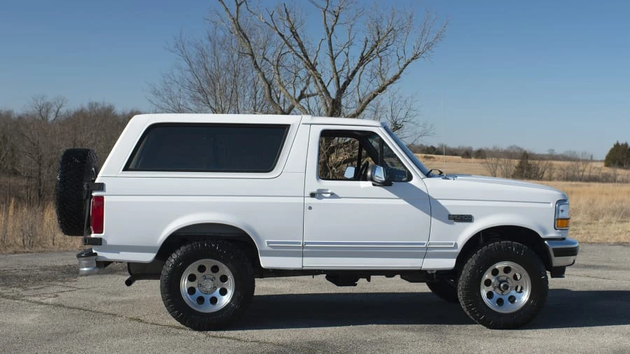 1996 Ford Bronco 5th Gen - Image 11 of 12