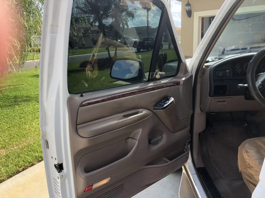 1996 Ford Bronco 5th Gen - Image 4 of 16