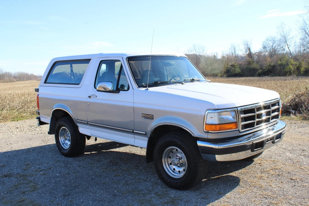 1996 Ford Bronco 5th Gen - Image 7 of 18
