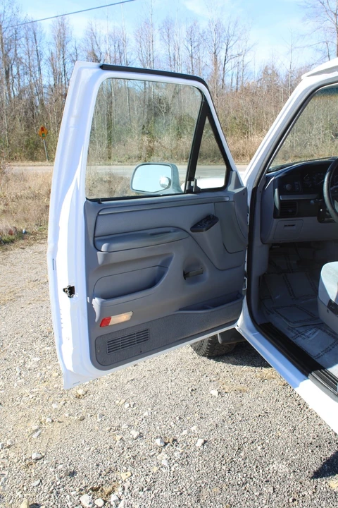 1996 Ford Bronco 5th Gen - Image 9 of 18
