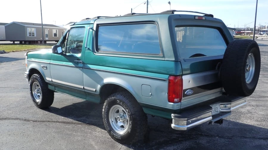 1996 Ford Bronco 5th Gen - Image 2 of 3