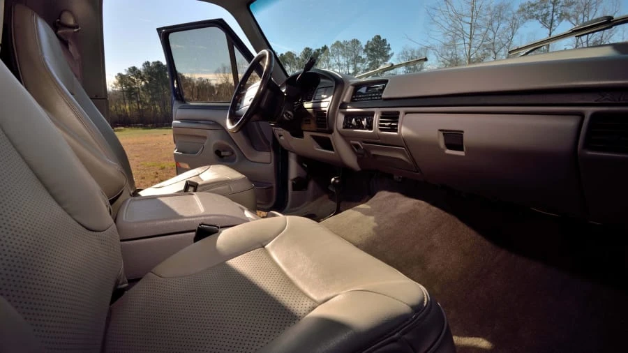 1996 Ford Bronco 5th Gen - Image 23 of 31