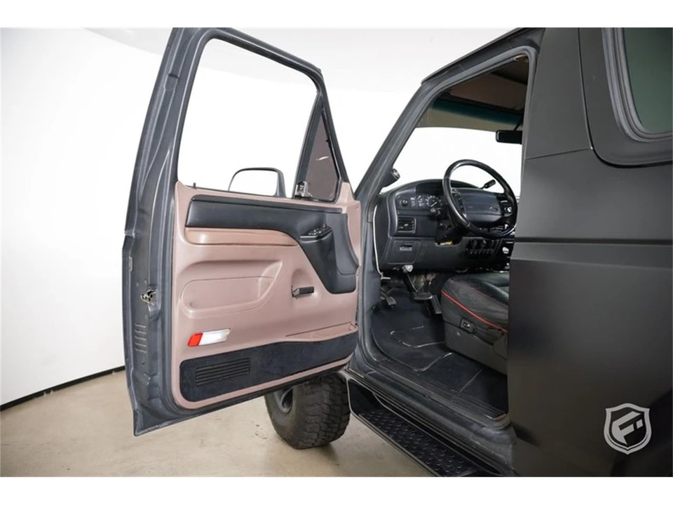 1996 Ford Bronco 5th Gen - Image 13 of 31