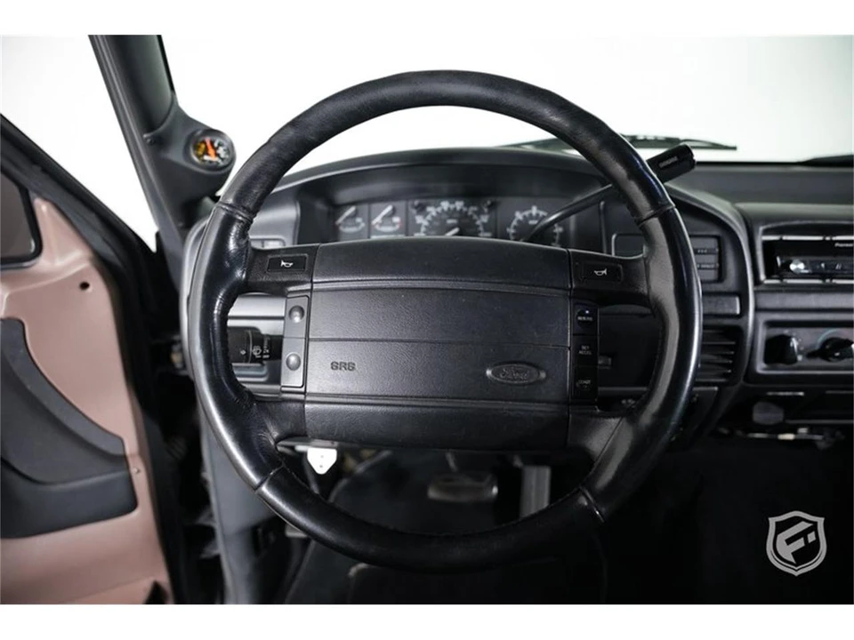 1996 Ford Bronco 5th Gen - Image 19 of 31