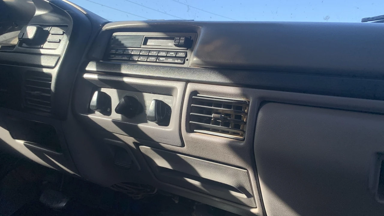 1996 Ford Bronco 5th Gen - Image 7 of 16