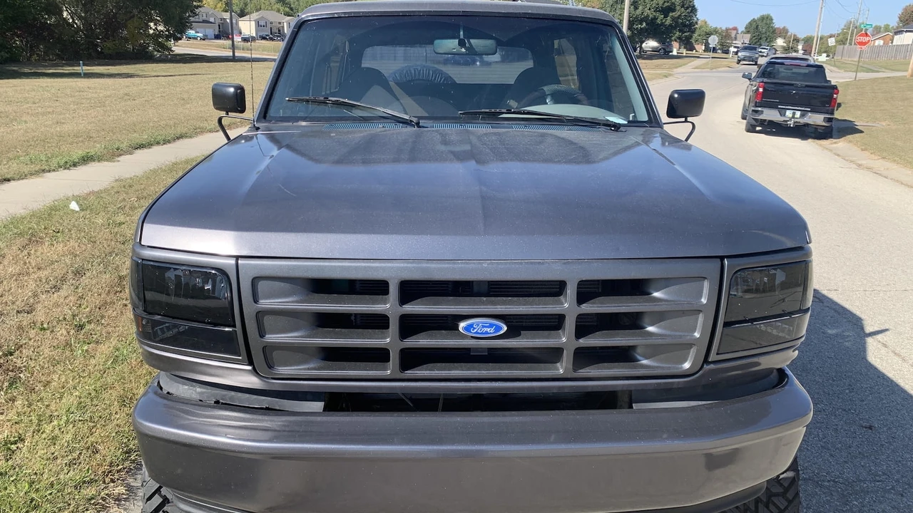 1996 Ford Bronco 5th Gen - Image 12 of 16
