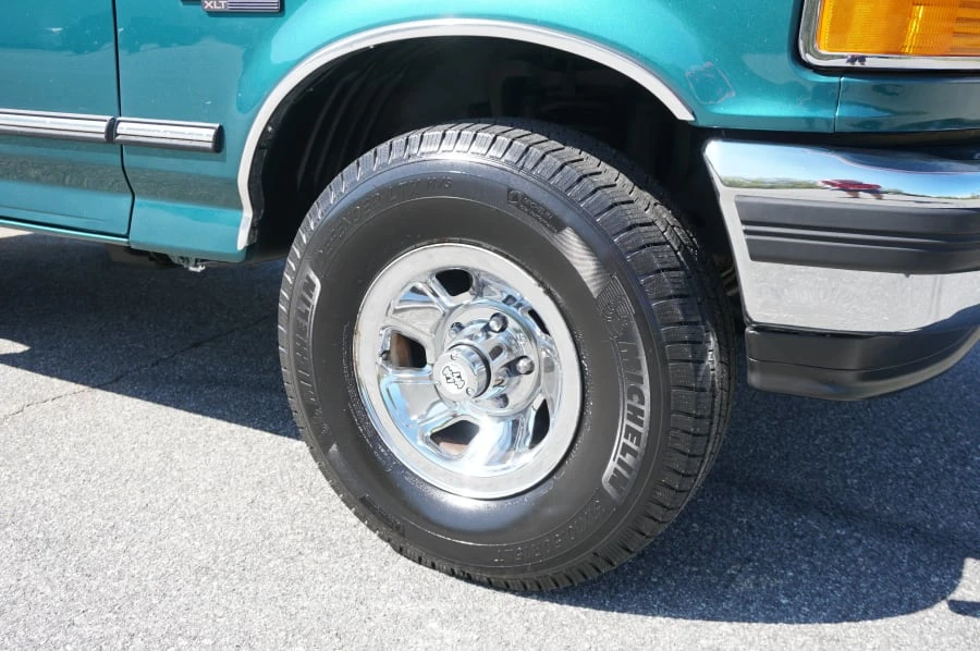 1996 Ford Bronco 5th Gen - Image 27 of 31