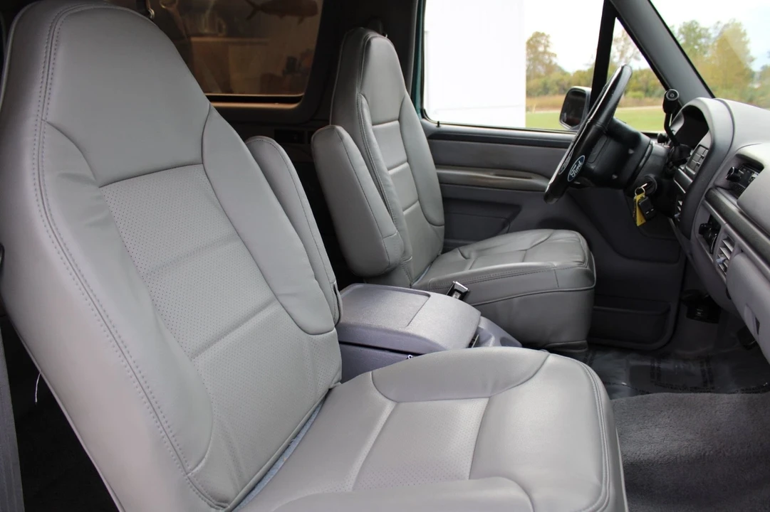 1996 Ford Bronco 5th Gen - Image 12 of 17