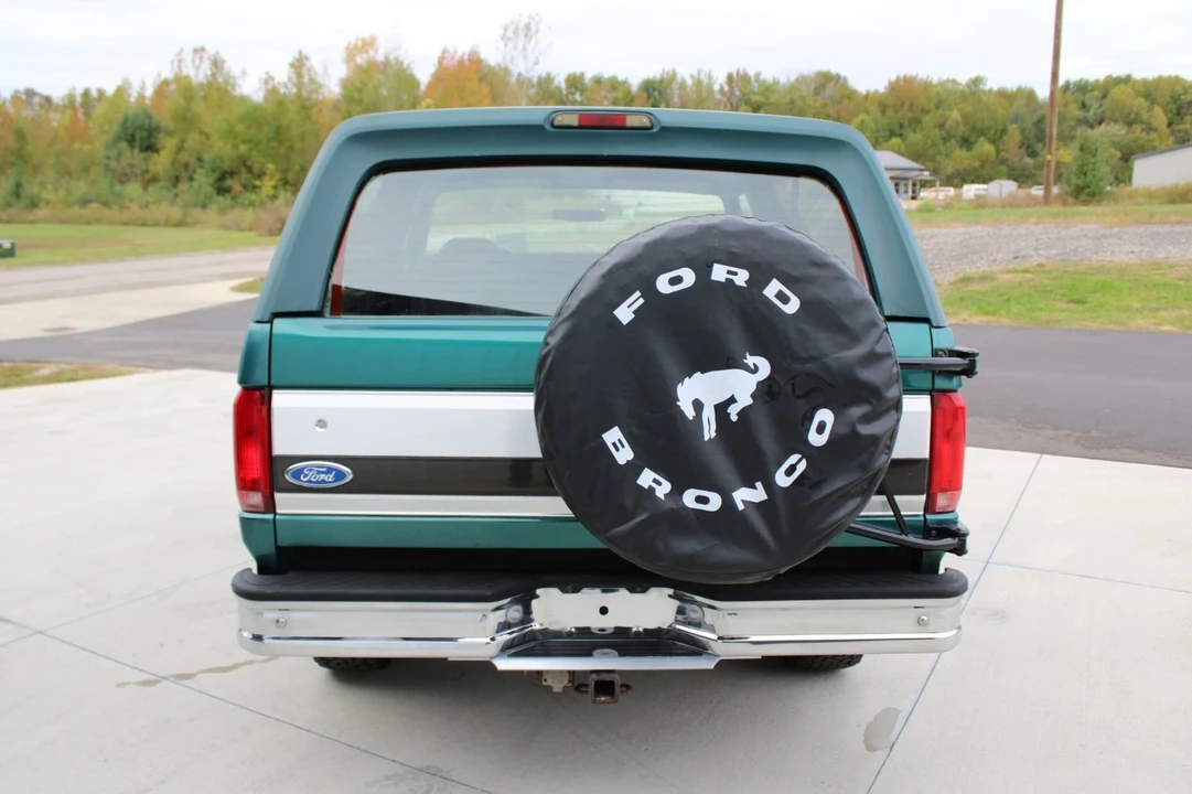 1996 Ford Bronco 5th Gen - Image 9 of 17