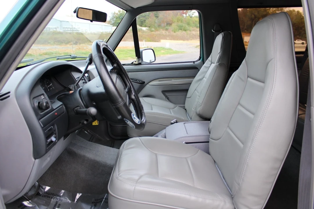 1996 Ford Bronco 5th Gen - Image 10 of 17