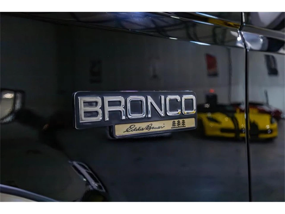 1996 Ford Bronco 5th Gen - Image 22 of 31