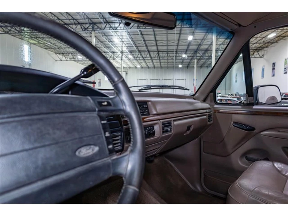 1996 Ford Bronco 5th Gen - Image 14 of 31