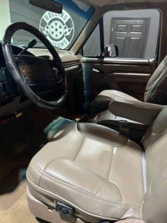 1996 Ford Bronco 5th Gen - Image 6 of 6