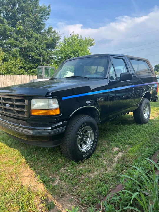 1996 Ford Bronco 5th Gen - Image 3 of 8