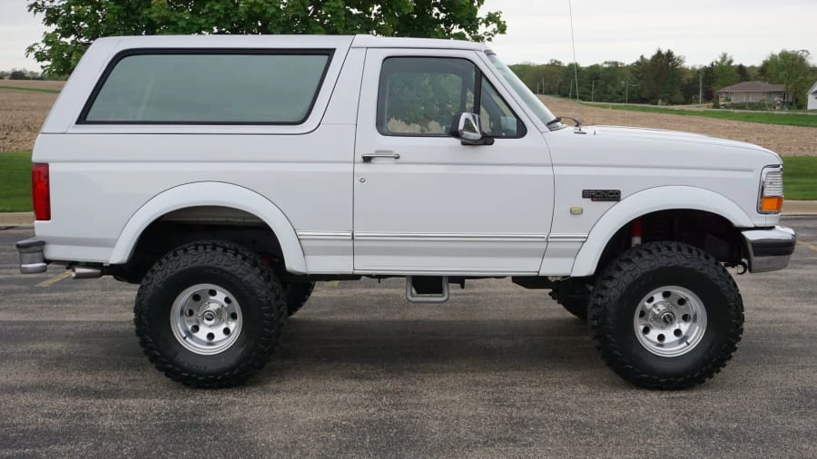 1996 Ford Bronco 5th Gen - Image 12 of 26