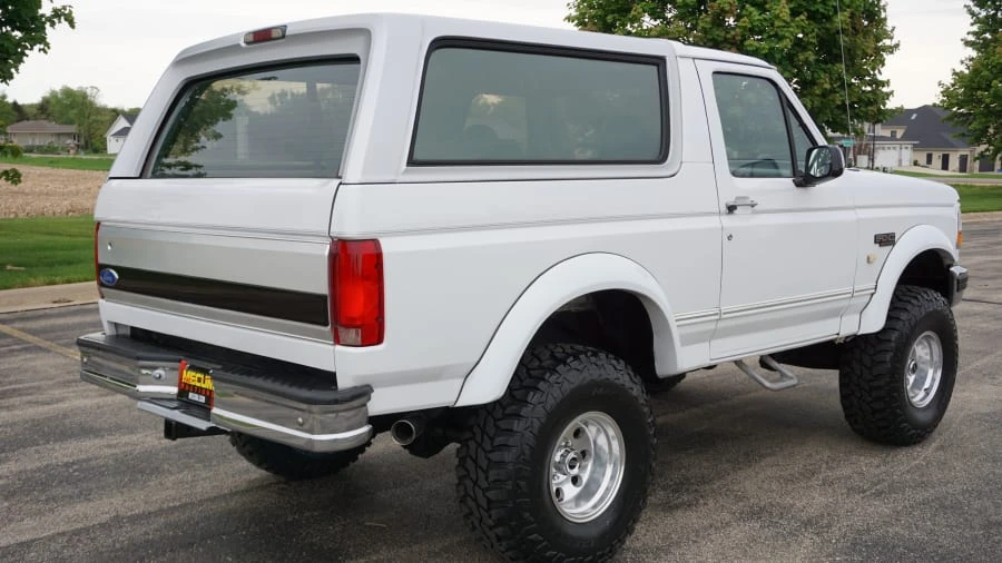 1996 Ford Bronco 5th Gen - Image 10 of 26