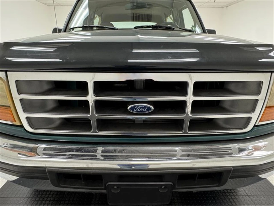 1996 Ford Bronco 5th Gen - Image 9 of 31