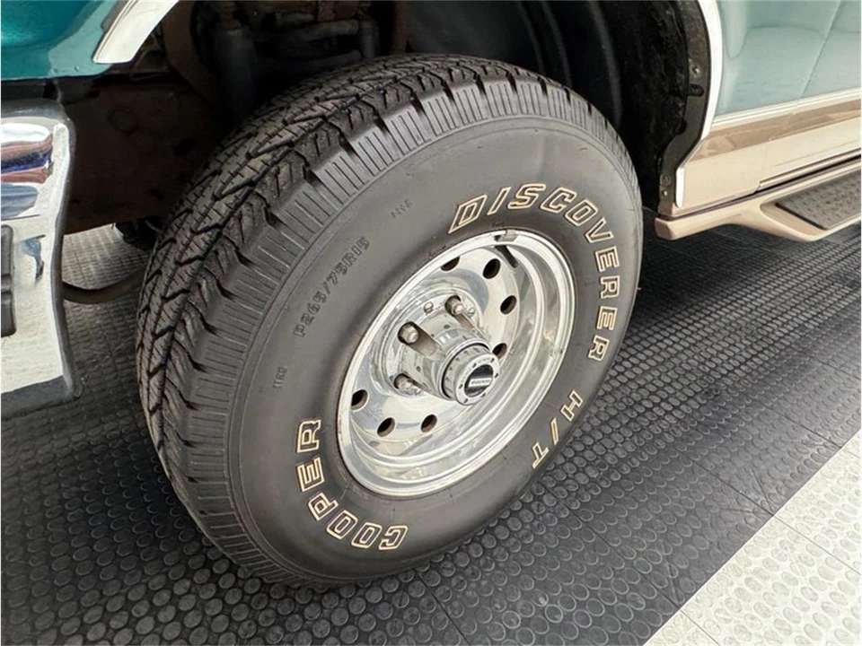1996 Ford Bronco 5th Gen - Image 11 of 31
