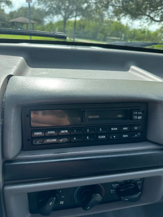 1996 Ford Bronco 5th Gen - Image 14 of 16