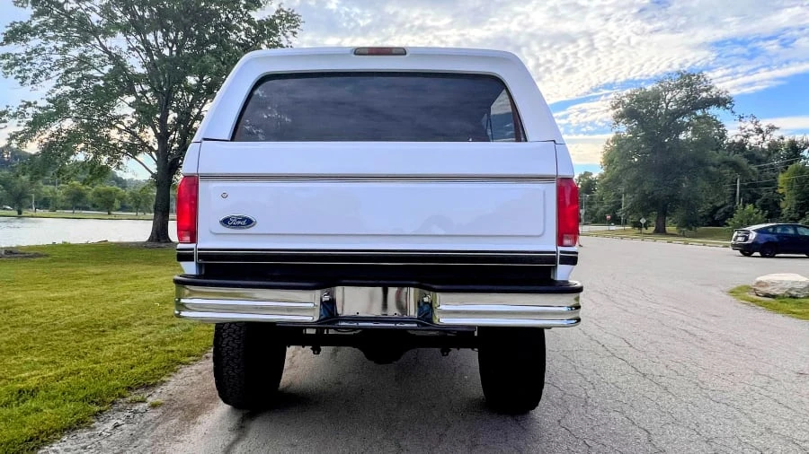 1996 Ford Bronco 5th Gen - Image 3 of 17
