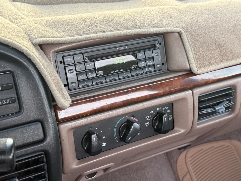 1996 Ford Bronco 5th Gen - Image 19 of 21