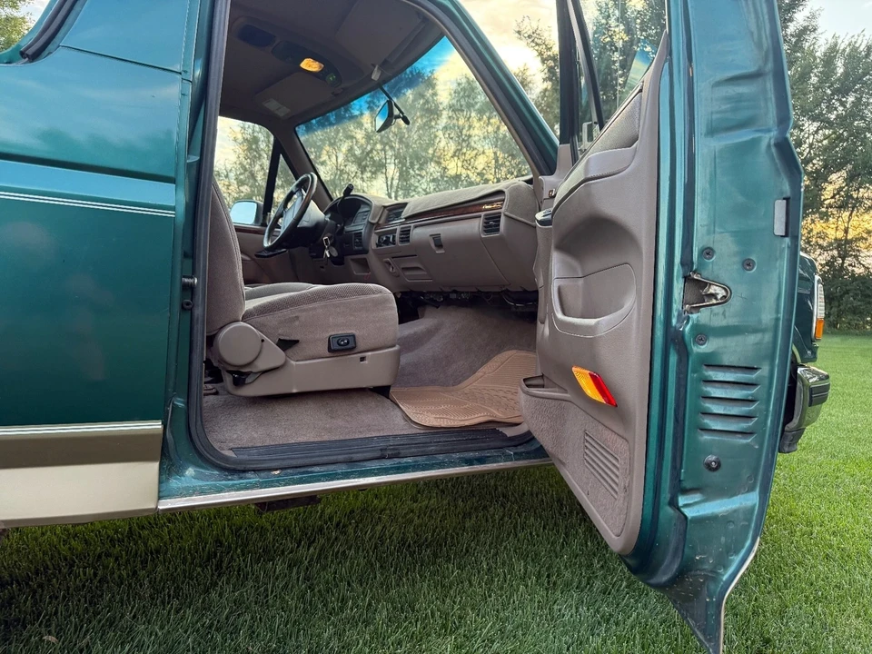 1996 Ford Bronco 5th Gen - Image 12 of 21