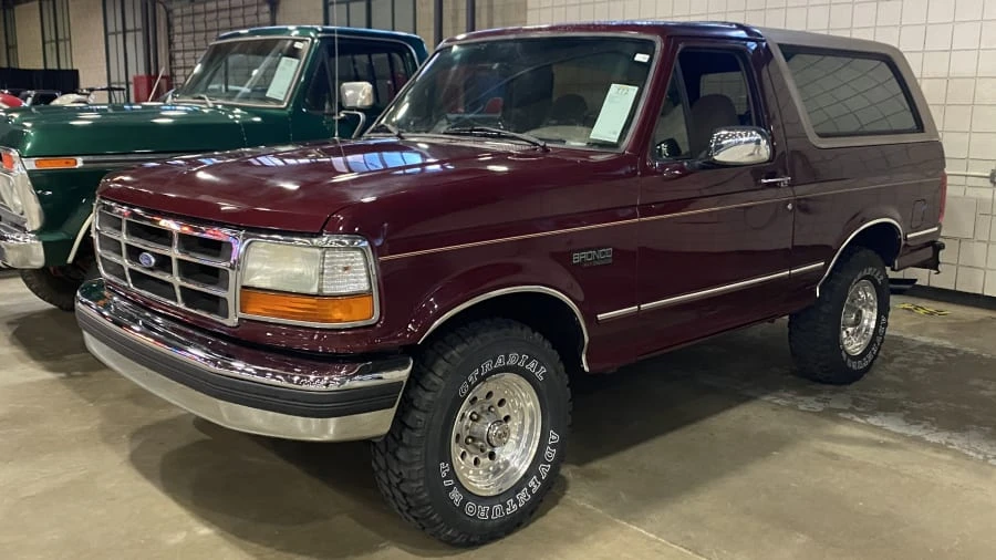 1996 Ford Bronco 5th Gen - Image 9 of 11