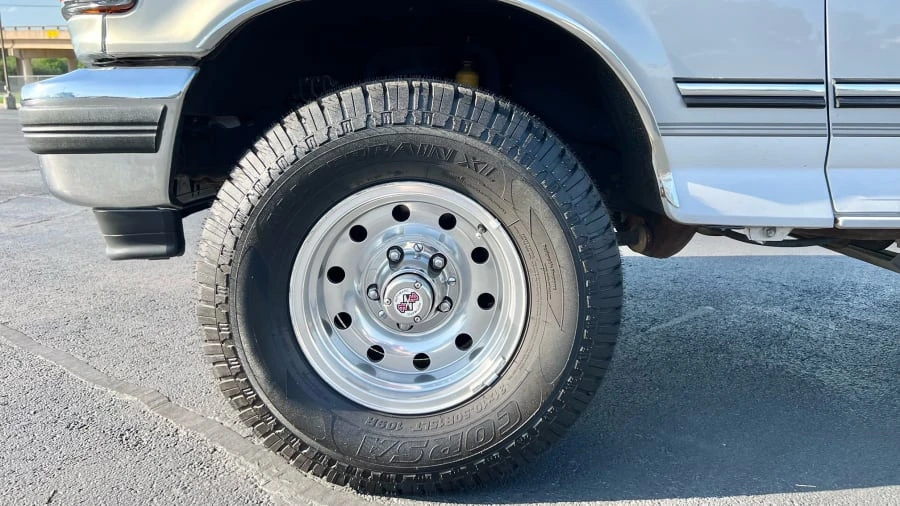1996 Ford Bronco 5th Gen - Image 5 of 6