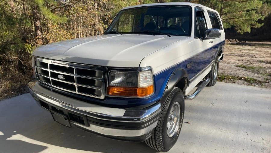1996 Ford Bronco 5th Gen - Image 9 of 23