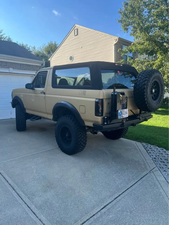 1996 Ford Bronco 5th Gen - Image 9 of 10