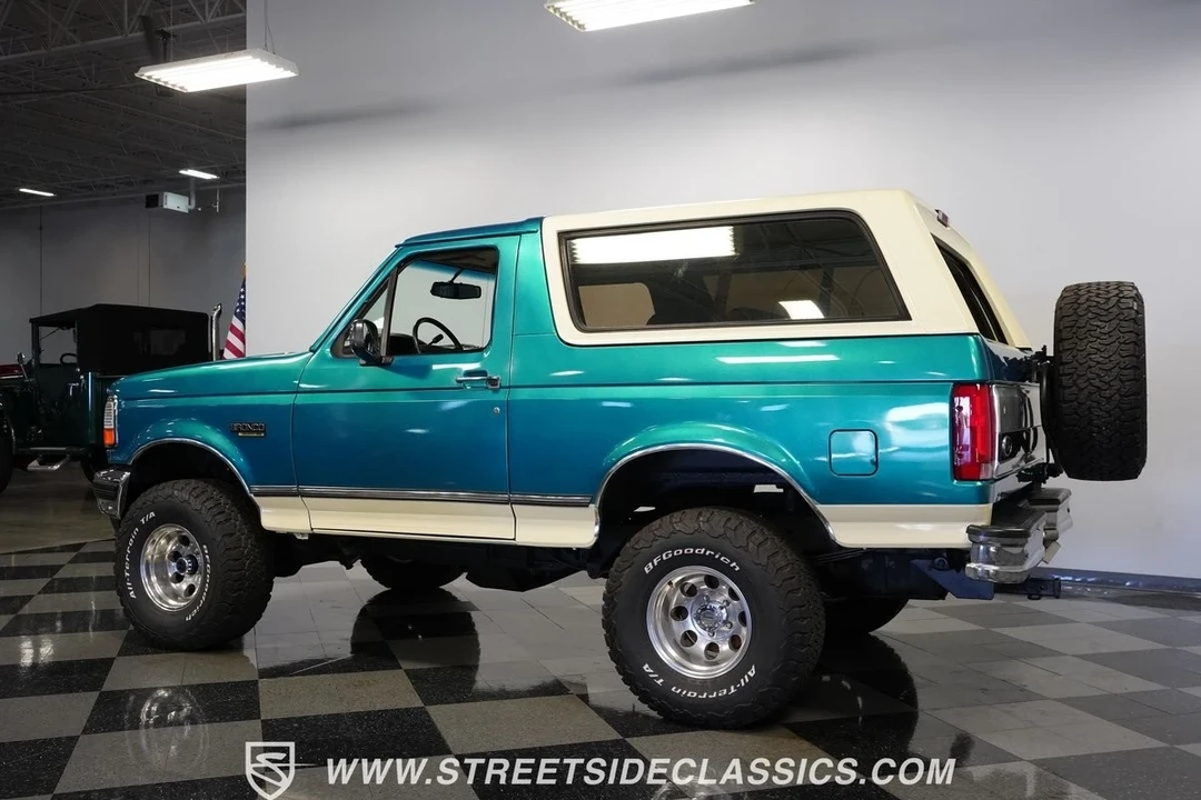1996 Ford Bronco 5th Gen - Image 9 of 12