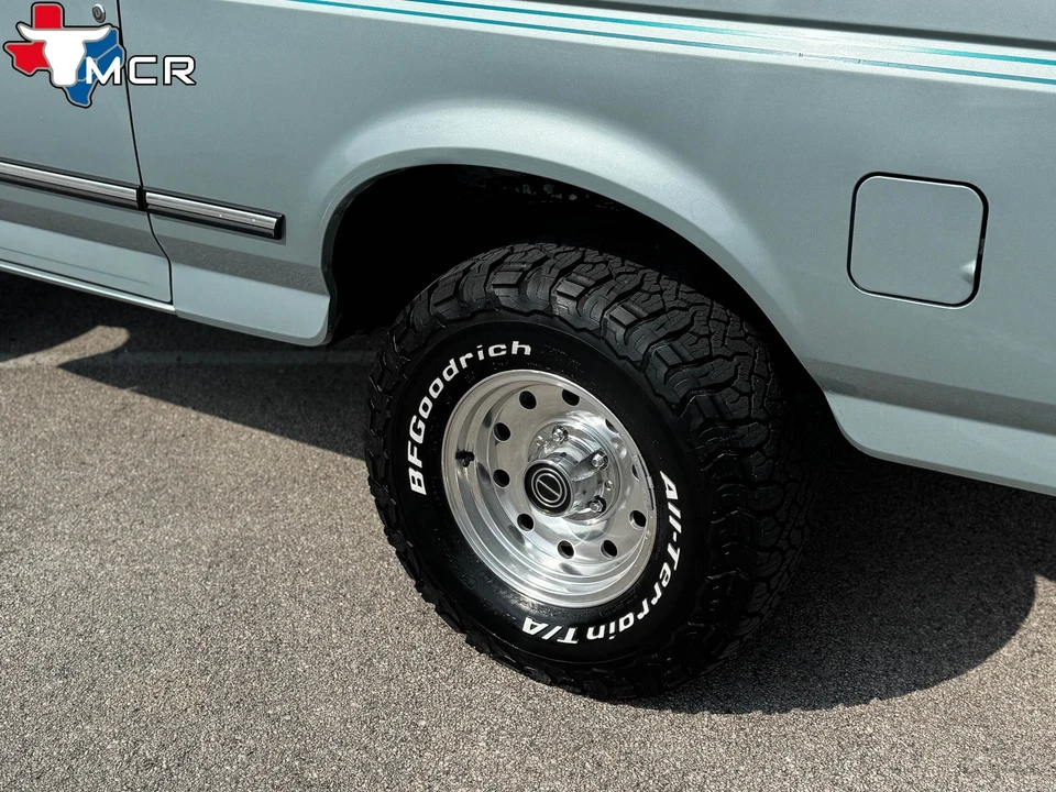 1996 Ford Bronco 5th Gen - Image 19 of 31